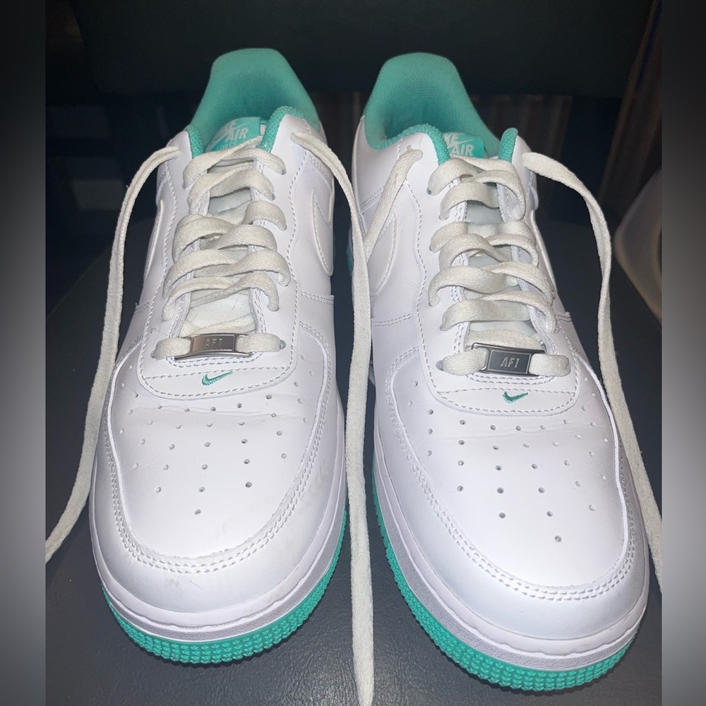 Nike Air Force 1 Men’s Sneakers